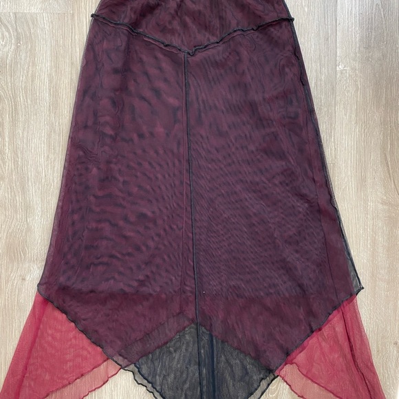 Vintage y2k Black and Dark Pink Mesh Asymmetrical Midi Skirt goth Fairycore - Picture 3 of 8